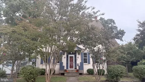 516 Jennings St, Beverly, NJ 08010