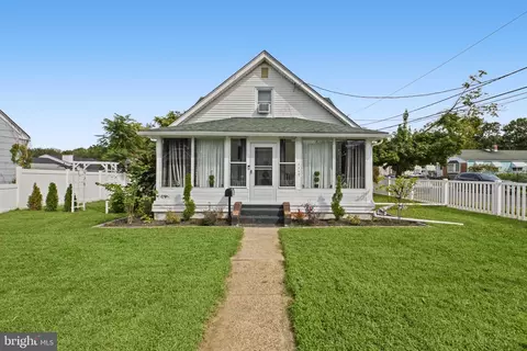 1117 High St, Burlington, NJ 08016