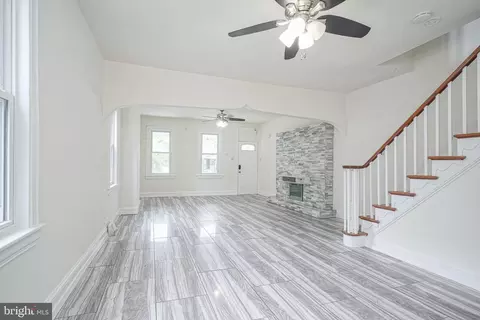 Living - 448 Delaware Ave, Palmyra, NJ 08065 photo 4 of 4