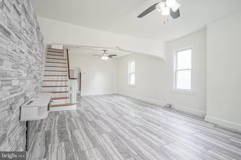 Entry Way - 448 Delaware Ave, Palmyra, NJ 08065 photo 1 of 8