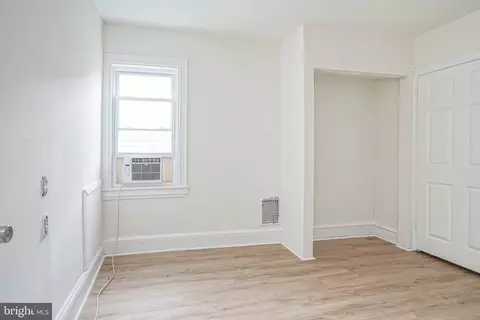 Bedroom - 448 Delaware Ave, Palmyra, NJ 08065 photo 4 of 6