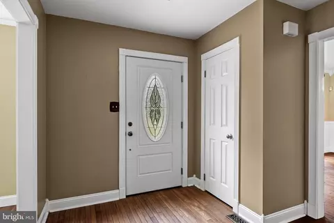 Entry Way - 235 Ashley Way, Tabernacle, NJ 08088 photo 1 of 2