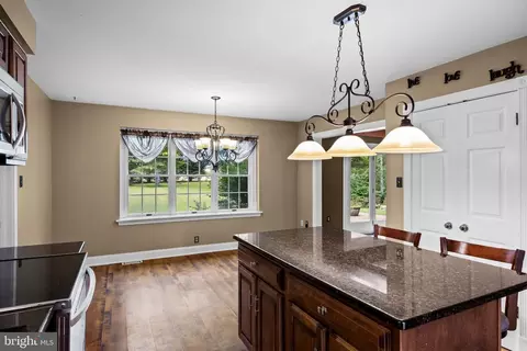 Kitchen - 235 Ashley Way, Tabernacle, NJ 08088 photo 4 of 4