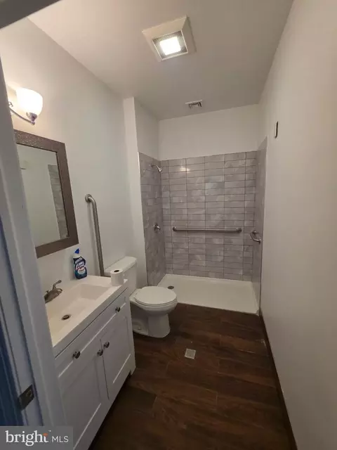 Bath - 123 E Main St, Wrightstown, NJ 08562 photo 6 of 6