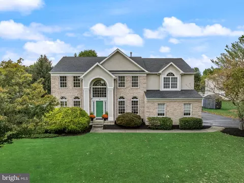 10 Brook Ln, Lumberton, NJ 08048