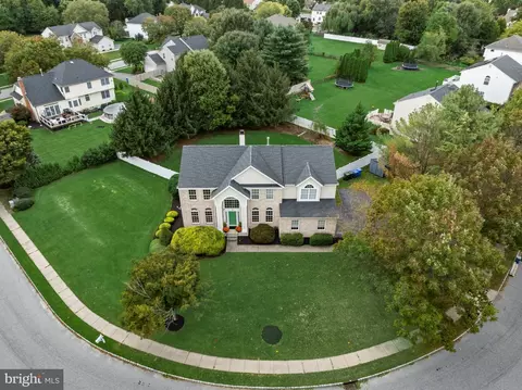 10 Brook Ln, Lumberton, NJ 08048