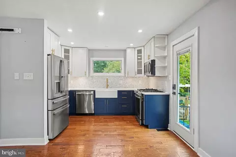 Kitchen - 423 E Park Ave, Maple Shade, NJ 08052 photo 2 of 2