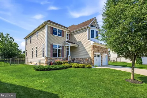Exterior - 7 Transom Ct, Mount Laurel, NJ 08054 photo 2 of 6