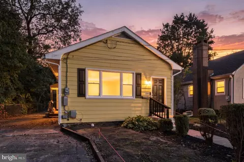 104 Vernon St, Bordentown, NJ 08505