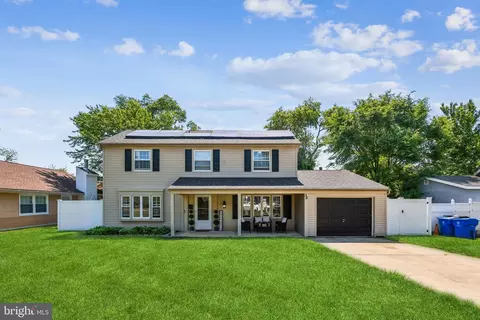 38 Mandolin Ln, Willingboro, NJ 08046