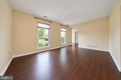 Living - 23 Iris Ct, Mount Laurel, NJ 08054 photo 1 of 4