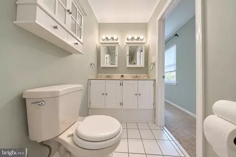 Bath - 23 Iris Ct, Mount Laurel, NJ 08054 photo 3 of 4