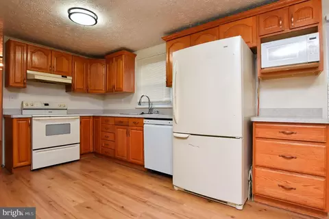 Kitchen - 6 Brighton Dr, Marlton, NJ 08053 photo 1 of 1