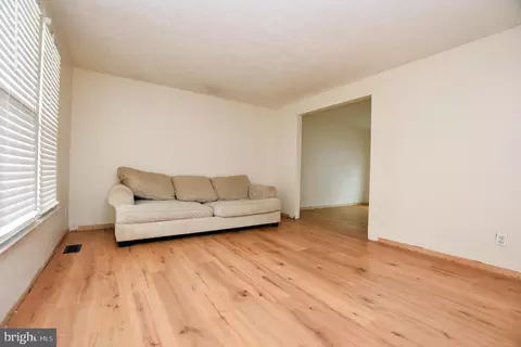 Living - 6 Brighton Dr, Marlton, NJ 08053 photo 1 of 8