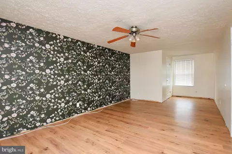 Living - 6 Brighton Dr, Marlton, NJ 08053 photo 7 of 8