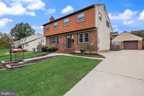 214 Lincoln Ave, Beverly, NJ 08010