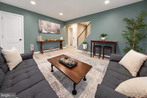 Entry Way - 701 2nd St, Delanco, NJ 08075 photo 2 of 7