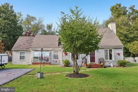 437 Summer Ave, Edgewater Park, NJ 08010