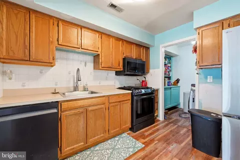 Kitchen - 3308 Limestone Way, Mount Laurel, NJ 08054 photo 3 of 4