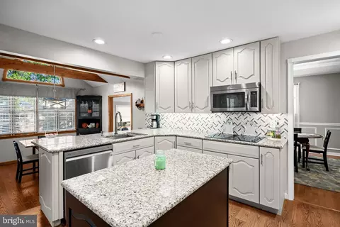 Kitchen - 108 Coopers Kill Rd, Delran, NJ 08075 photo 2 of 4