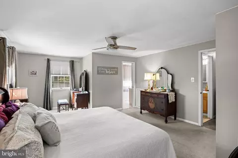 Bedroom - 108 Coopers Kill Rd, Delran, NJ 08075 photo 2 of 5