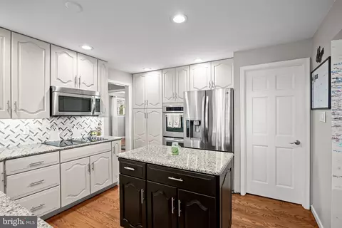 Kitchen - 108 Coopers Kill Rd, Delran, NJ 08075 photo 1 of 4