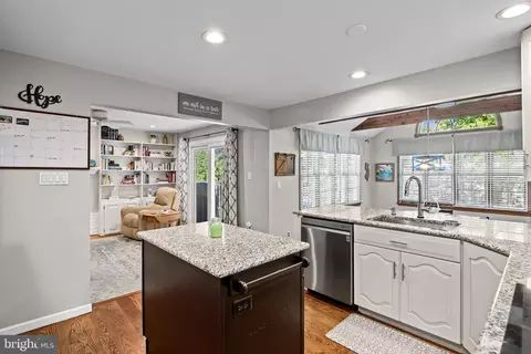 Kitchen - 108 Coopers Kill Rd, Delran, NJ 08075 photo 4 of 4