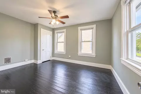 426 Kossuth St, Riverside, NJ 08075 photo 9