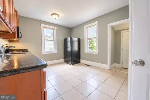 426 Kossuth St, Riverside, NJ 08075 photo 5