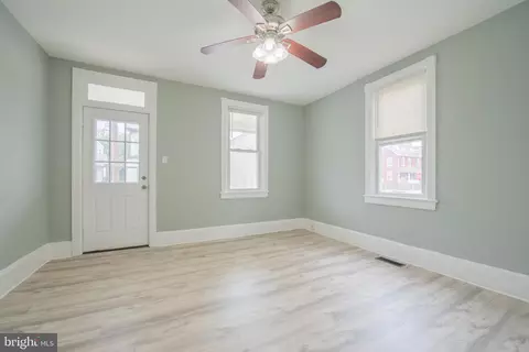 426 Kossuth St, Riverside, NJ 08075 photo 2