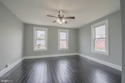 426 Kossuth St, Riverside, NJ 08075 photo 9