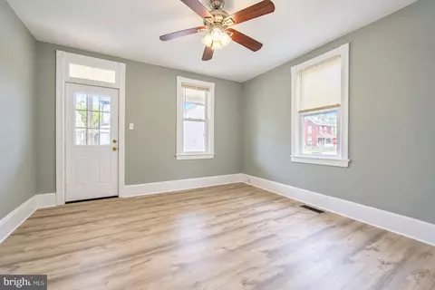 426 Kossuth St, Riverside, NJ 08075 photo 2
