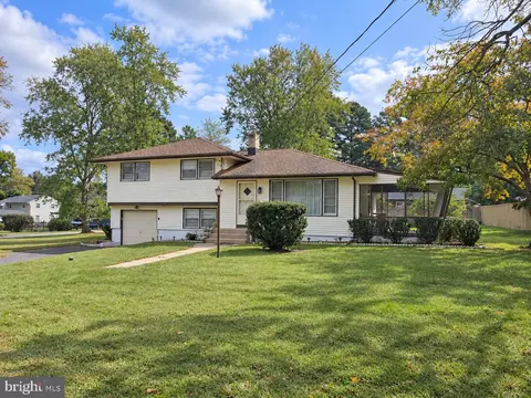19 Manhasset Trl, Medford Lakes, NJ 08055