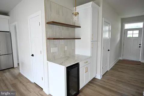 Entry Way - 730 E 2nd St, Florence, NJ 08518 photo 3 of 11