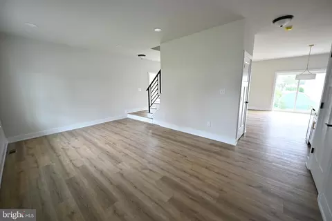 Entry Way - 730 E 2nd St, Florence, NJ 08518 photo 11 of 11