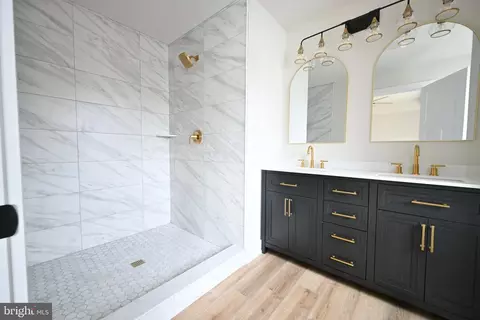 Bath - 730 E 2nd St, Florence, NJ 08518 photo 1 of 2