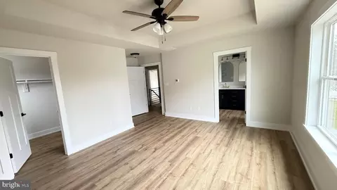 Entry Way - 730 E 2nd St, Florence, NJ 08518 photo 7 of 11