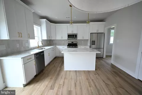 Kitchen - 730 E 2nd St, Florence, NJ 08518 photo 1 of 1