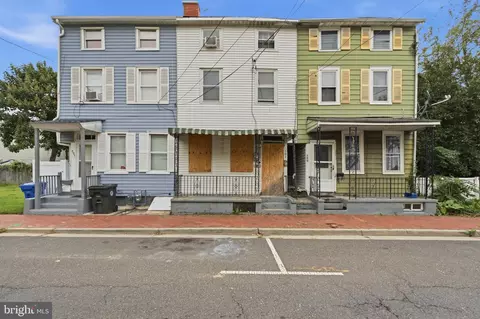 507 Lawrence St, Burlington, NJ 08016