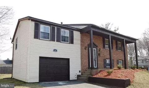 187 Evergreen Dr, Willingboro, NJ 08046