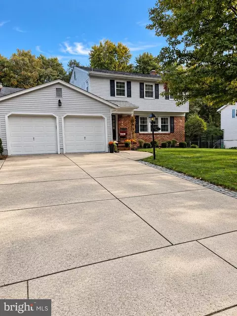 211 Hamilton Rd, Marlton, NJ 08053