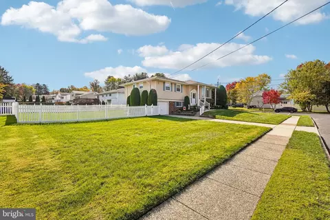 Other - 2 Hunter Dr, Delran, NJ 08075 photo 2 of 8
