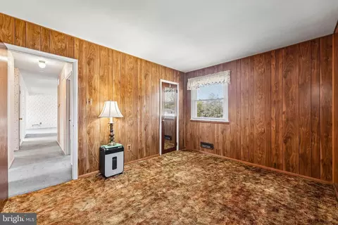 Bedroom - 2 Hunter Dr, Delran, NJ 08075 photo 4 of 6