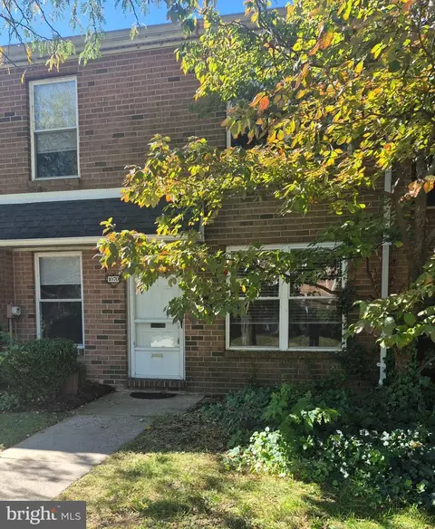 1070 Harbour Dr, Palmyra, NJ 08065