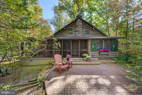 29 Shinnecock Trl, Medford Lakes, NJ 08055