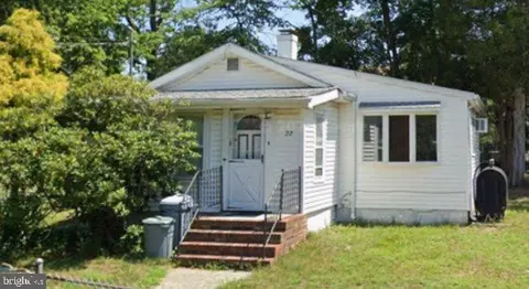 22 Fairfield St, Browns Mills, NJ 08015