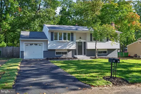 415 California Trl, Browns Mills, NJ 08015