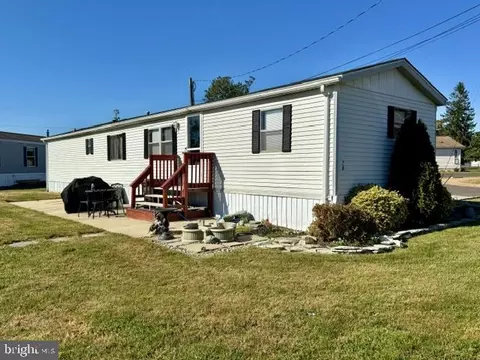 76 Arrowhead Rd, Shamong, NJ 08088 photo 2