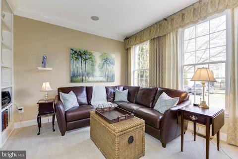 35 Paddock Ln, Cinnaminson, NJ 08077 photo 4