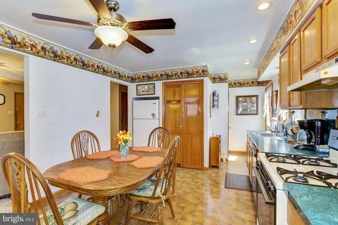630 Kossuth St, Riverside, NJ 08075 photo 9